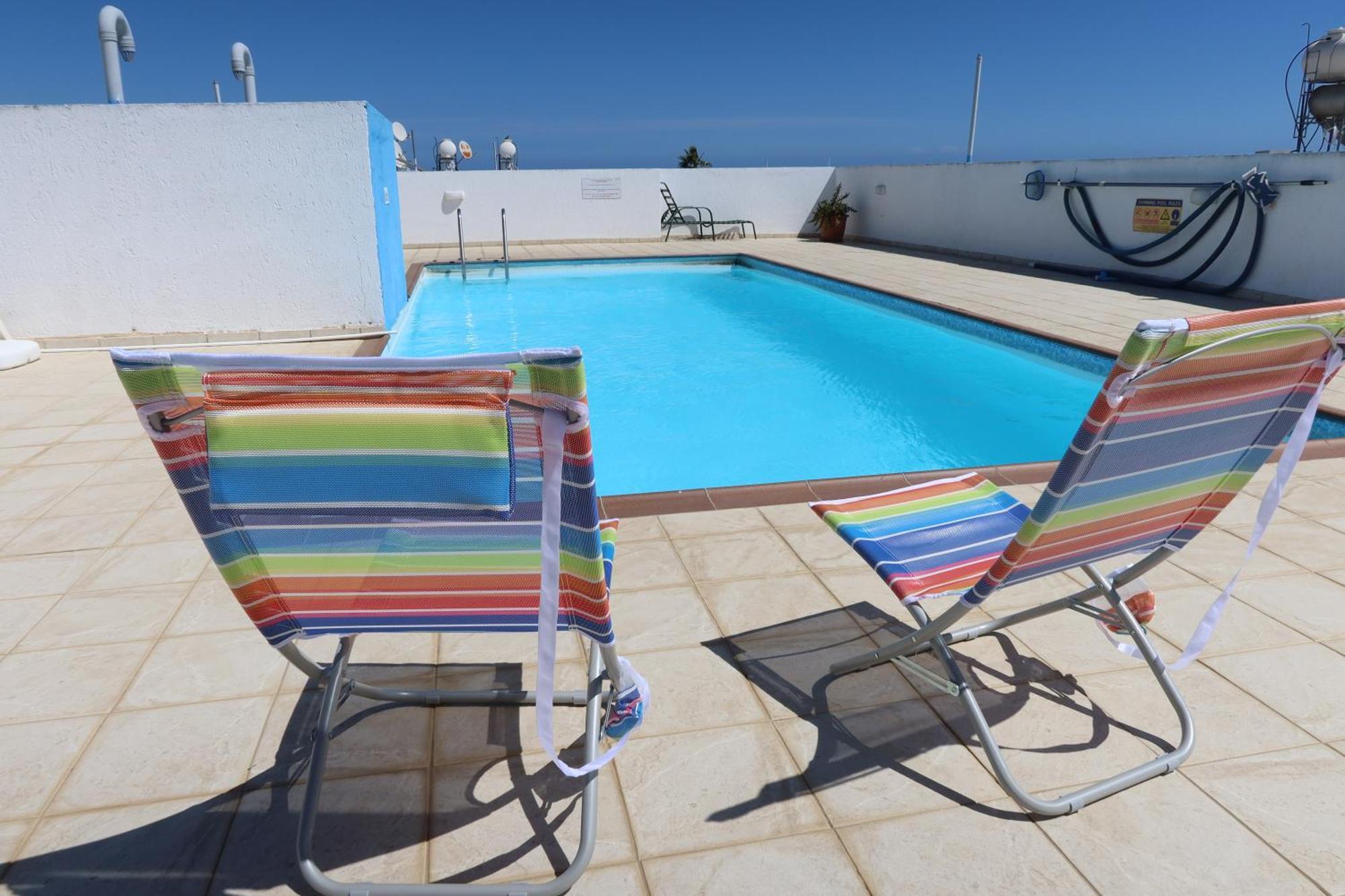 Carisa Downtown With Rooftop Pool لارنكا المظهر الخارجي الصورة